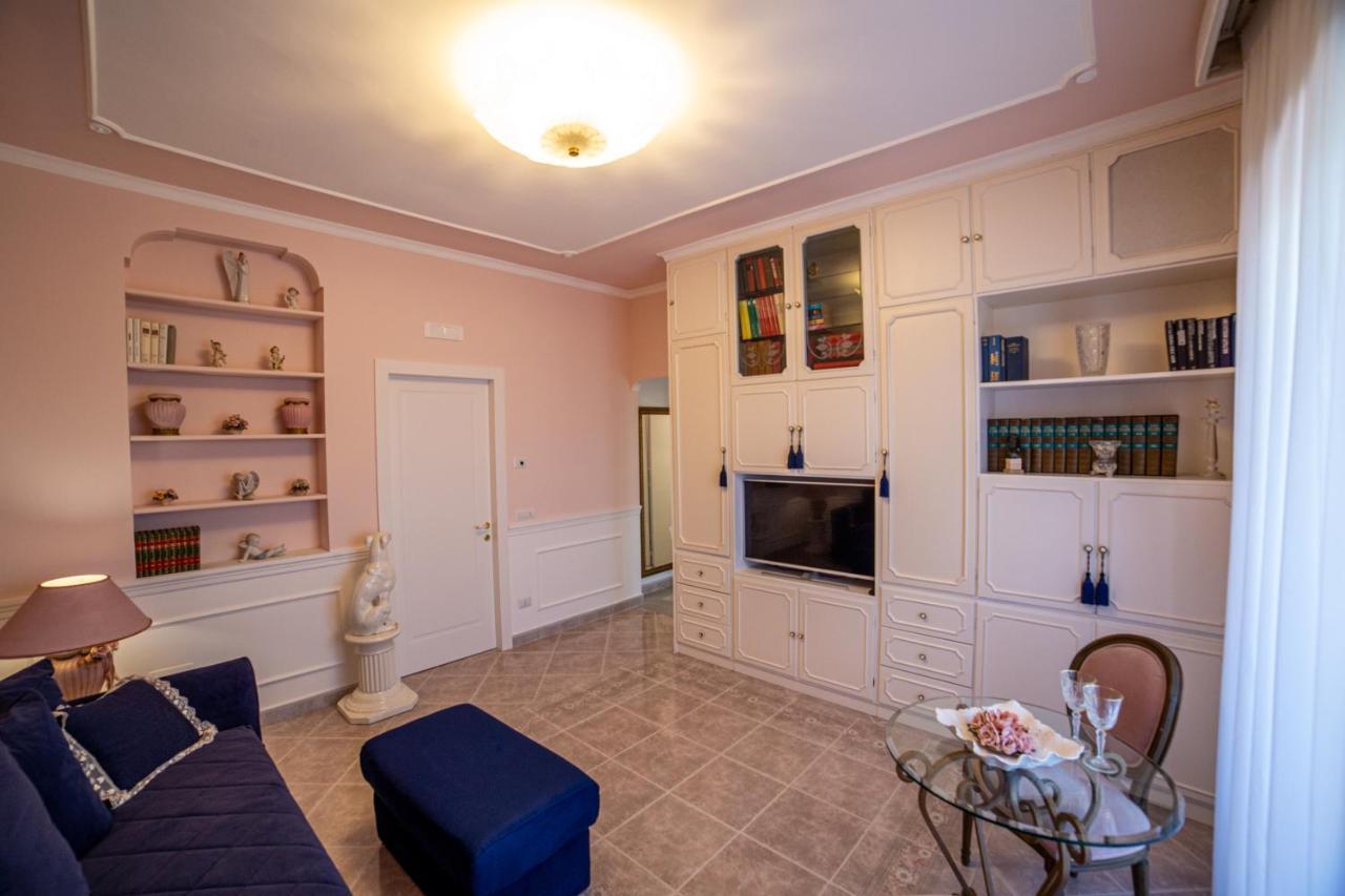 Angel Luxury Suite Sorrent Exterior foto