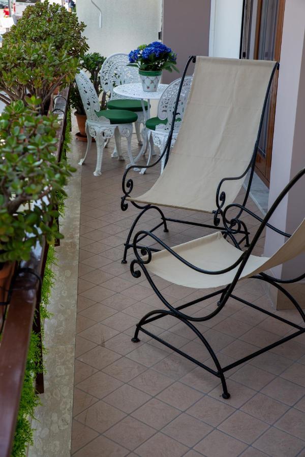Angel Luxury Suite Sorrent Exterior foto