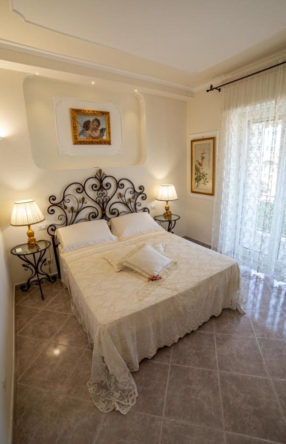 Angel Luxury Suite Sorrent Exterior foto