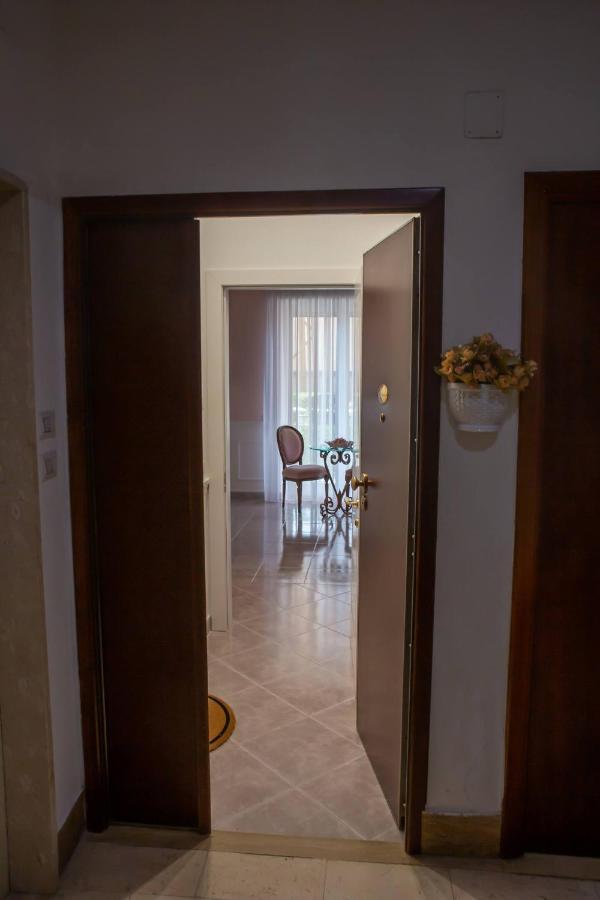 Angel Luxury Suite Sorrent Exterior foto
